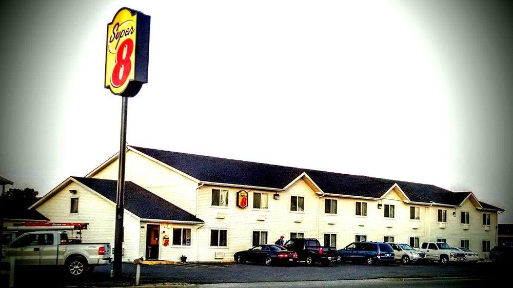 Super 8 Sheridan Ngoại thất bức ảnh